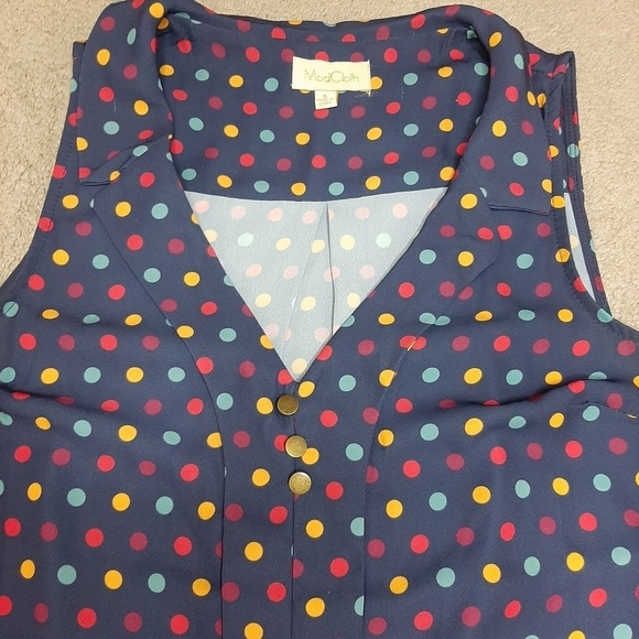 Modcloth Polka Dot V Neck Button Front Tank Top - Picture 4 of 10